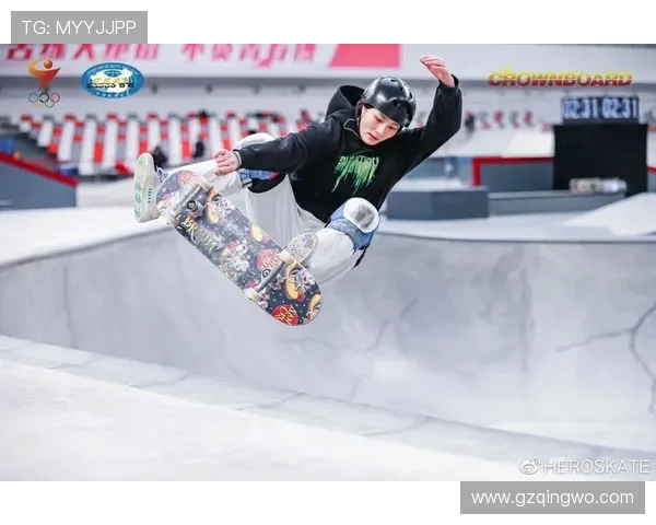 南京滑板队的灵活性揭秘：滑板巨献带你领略青春风采与激情碰撞