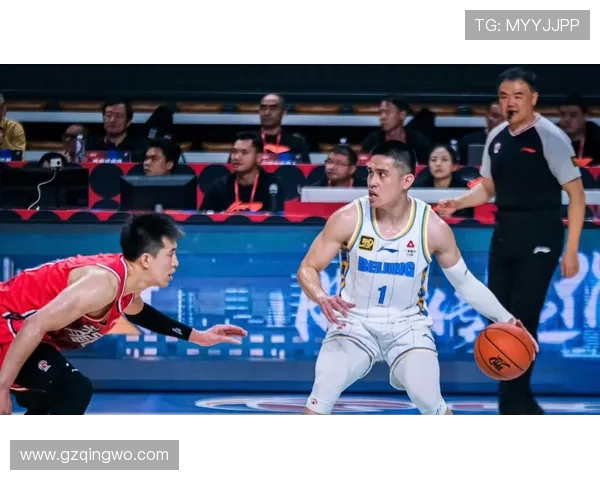 CBA精彩回放广州队对阵江苏队的激烈比赛全程回顾与分析