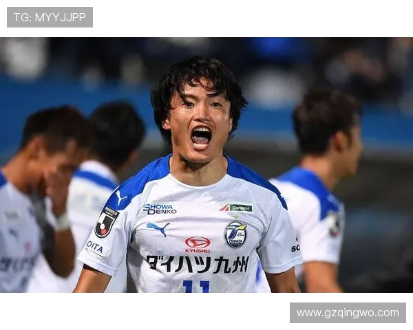 大分三神迎战新泻挑战赛季巅峰对决展现足球魅力与激情