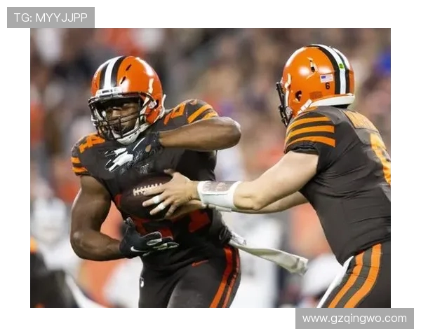 老虎竞技与阿独立的巅峰对决谁能在赛场上笑到最后