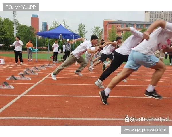 高校联赛分析：LNG团队协作能力的全面展现与未来发展潜力