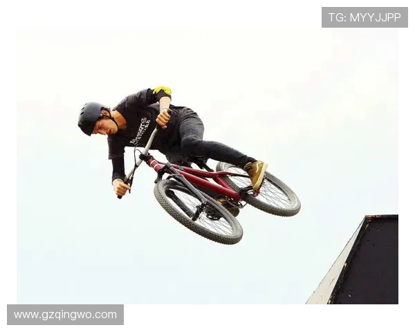 成都与重庆极限运动队赛后复盘探讨灵活性表现与战术调整