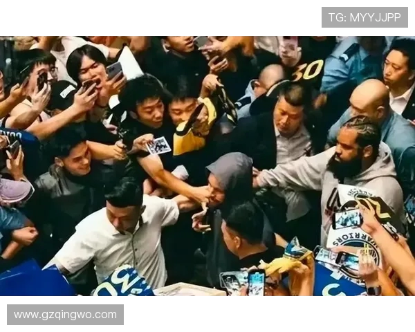 深圳排球队实力引发热议球迷观点分歧引发关注与讨论 深圳排球队实力引发热议球迷观点分歧引发关注与讨论