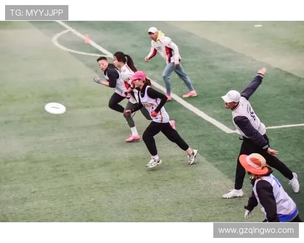 赛后分析:上海飞盘队与武汉飞盘队的耐力较量与战术对决 赛后分析:上海飞盘队与武汉飞盘队的耐力较量与战术对决