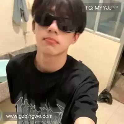 谢笛群